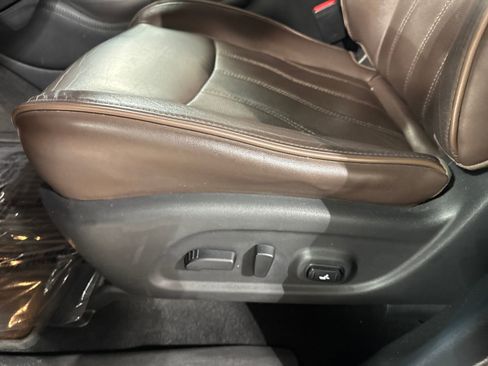 Used 2013 INFINITI JX35 AWD w/ Premium Pkg image 15