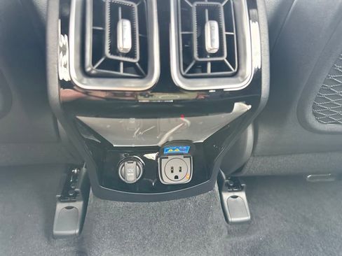 New 2025 Kia Sorento SX Prestige image 18