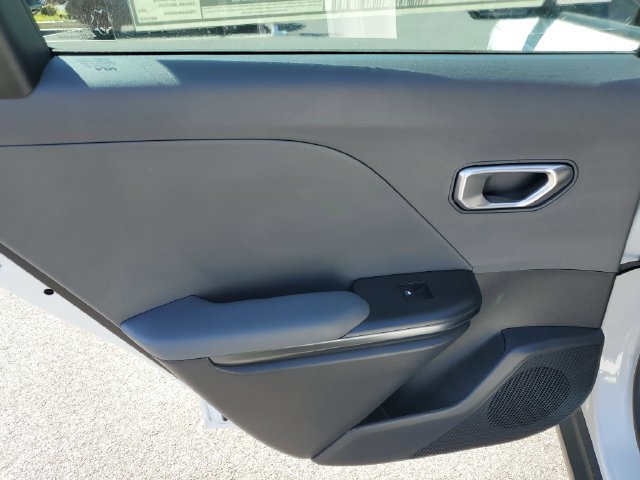 New 2026 Kia K4 FWD image 13
