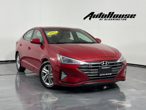 Used 2019 Hyundai Elantra SEL FWD image 1