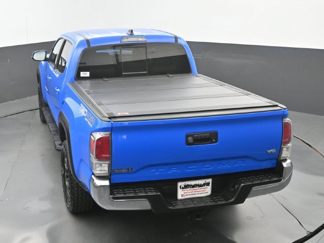 Used 2021 Toyota Tacoma TRD Off-Road AWD/4WD image 31