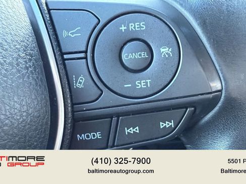 Used 2018 Toyota Camry SE image 34