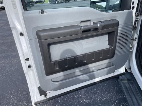 Used 2016 Ford F350 XL w/ Power Equipment Group AWD/4WD image 18