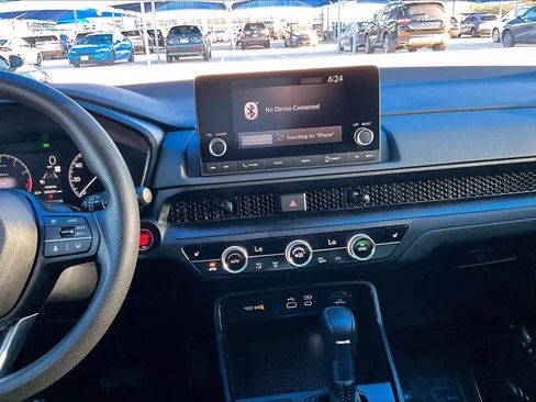 Used 2024 Honda CR-V EX image 7