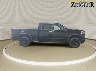 Used 2024 Chevrolet Silverado 3500 High Country w/ High Country Premium Package AWD/4WD video 4