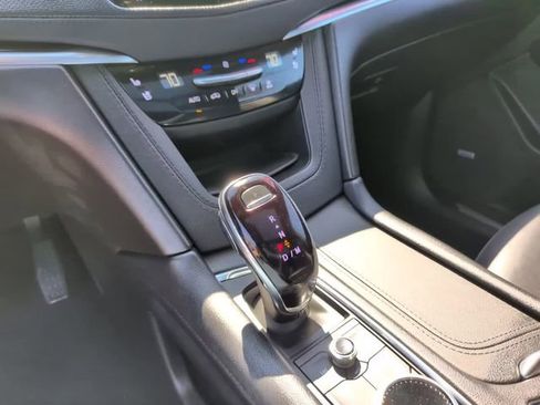 Certified 2024 Cadillac XT5 Premium Luxury AWD/4WD image 24