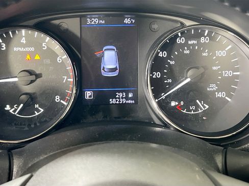 Used 2020 Nissan Rogue SV AWD/4WD image 12