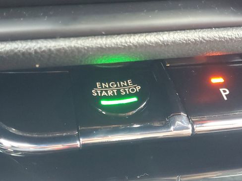 Used 2023 Lincoln Corsair Reserve w/ Jet Appearance Package image 32