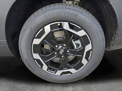 Used 2026 Hyundai Santa Fe SE image 11