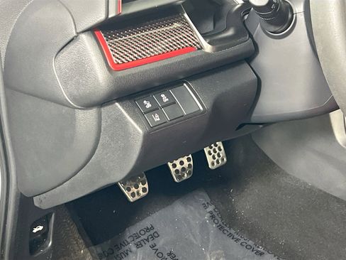 Used 2021 Honda Civic Type R image 10