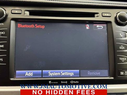 Used 2018 Toyota Highlander XLE AWD/4WD image 32