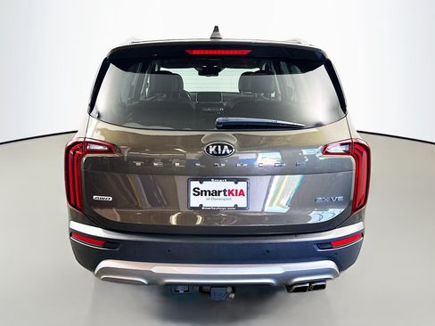 Certified 2021 Kia Telluride EX w/ EX Premium Package AWD/4WD image 6