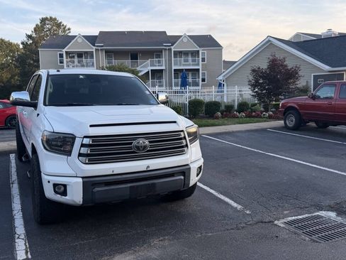 Used 2019 Toyota Tundra Limited AWD/4WD image 3