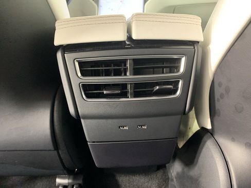 Used 2017 Tesla Model X 75D image 31