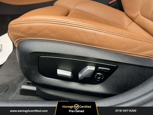 Used 2022 BMW 540i xDrive w/ Executive Package image 18