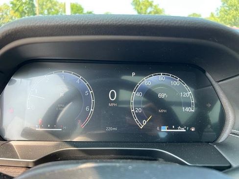 New 2025 Jeep Grand Cherokee Limited w/ Trailer Tow Package image 23