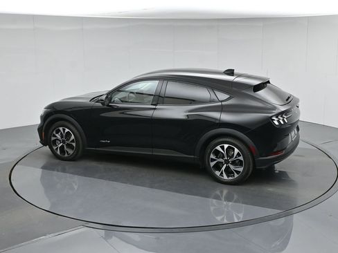 Used 2024 Ford Mustang Mach-E Select image 43