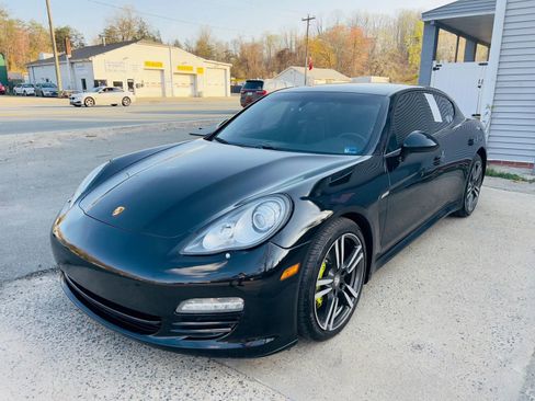Used 2011 Porsche Panamera image 1