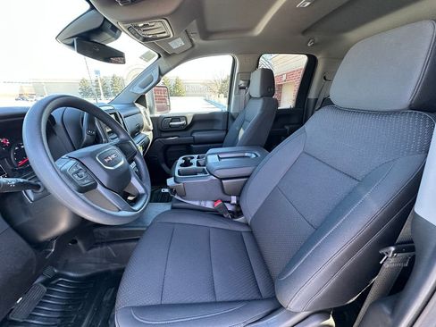 New 2025 GMC Sierra 2500 Pro w/ Convenience Package image 10