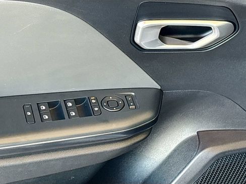 Used 2025 Kia K4 FWD image 22