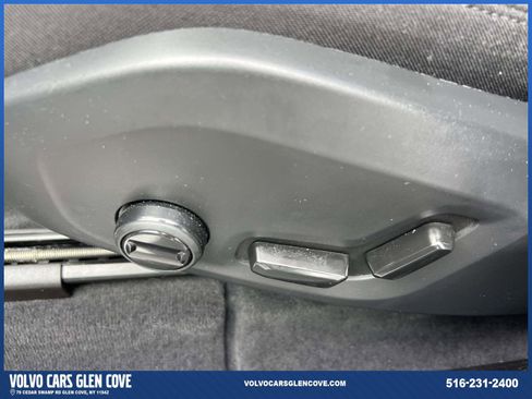 Certified 2024 Volvo XC60 B5 Core w/ Protection Package Premier AWD/4WD image 16