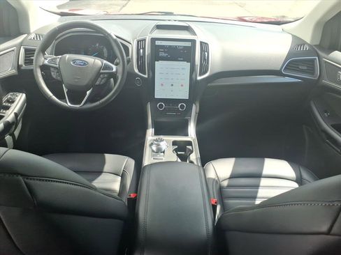 Certified 2022 Ford Edge SEL w/ Convenience Package image 10