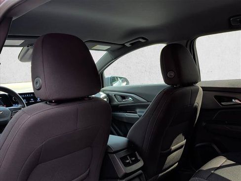 Used 2025 Chevrolet Equinox EV LT FWD image 16