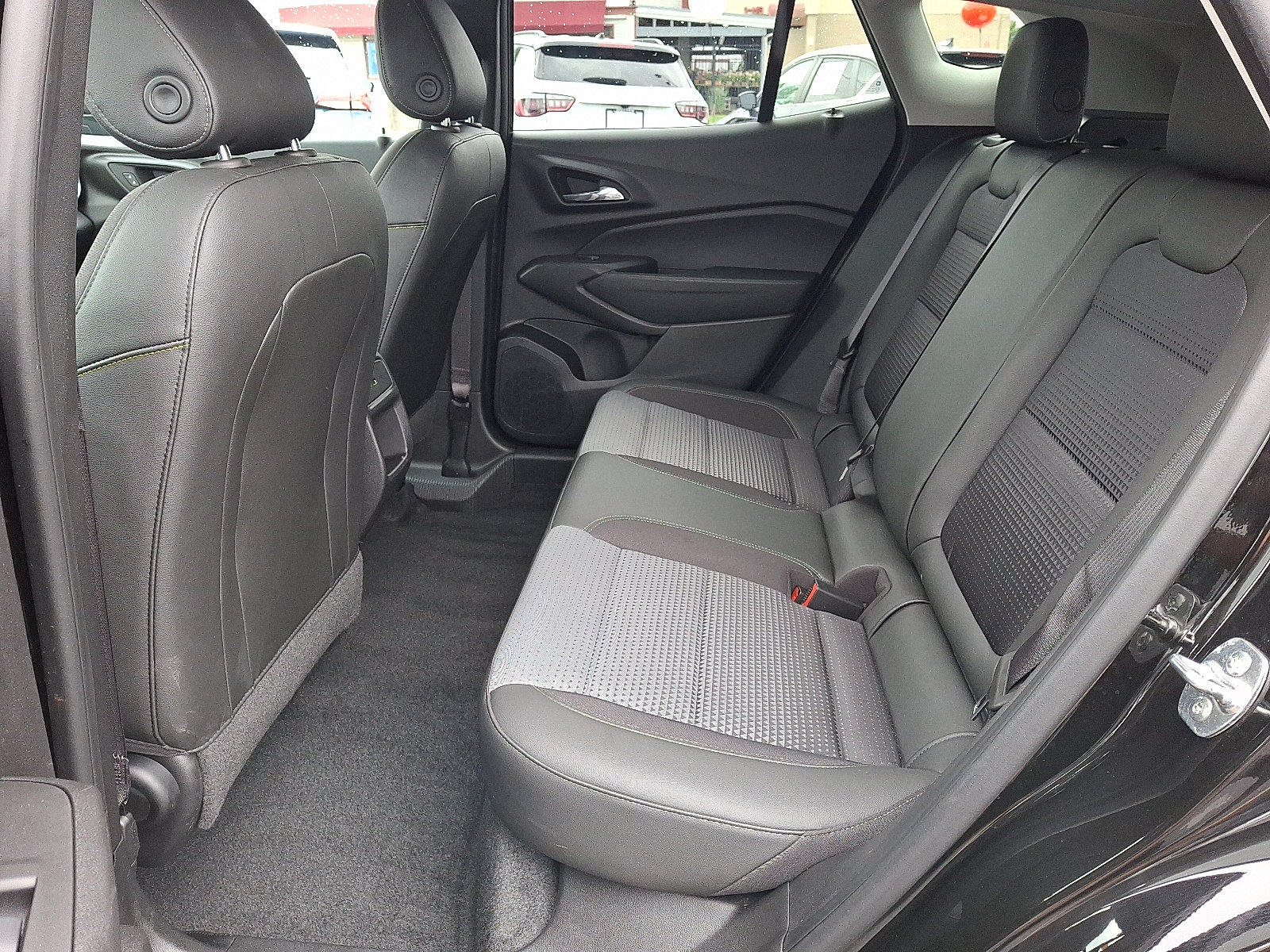 Used 2024 Chevrolet Trax LT w/ Driver Confidence Package FWD image 10