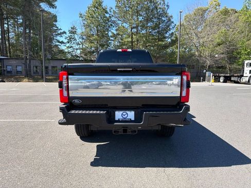 Used 2024 Ford F350 Platinum AWD/4WD image 6