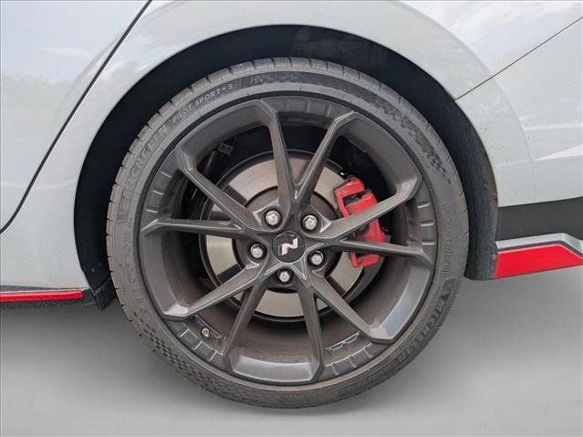 Used 2025 Hyundai Elantra N w/ Cargo Package FWD image 22
