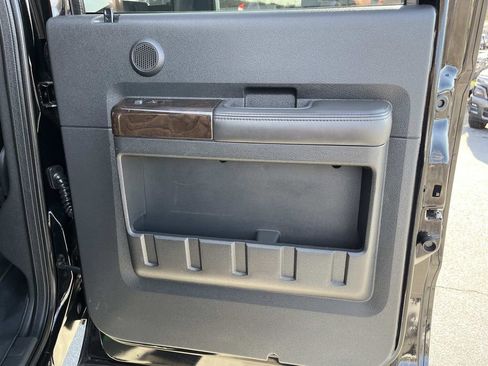 Used 2016 Ford F250 Platinum w/ FX4 Off-Road Package image 19