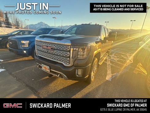 Used 2020 GMC Sierra 3500 Denali w/ Denali Ultimate Package image 1