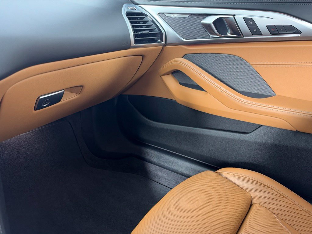 Used 2020 BMW 840i Convertible w/ Comfort Seating Package RWD image 19