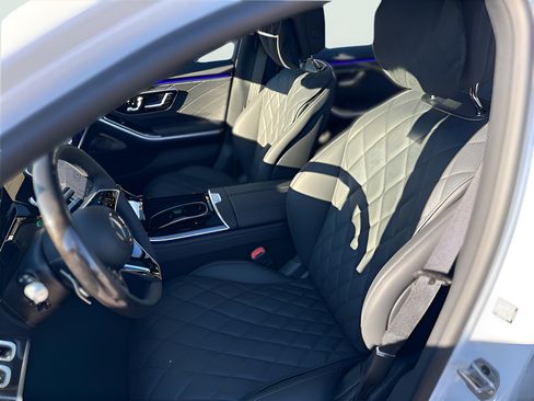New 2026 Mercedes-Benz S 580 4MATIC Sedan image 11
