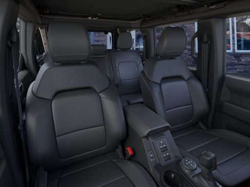 New 2025 Ford Bronco Badlands w/ Sasquatch Package AWD/4WD image 10
