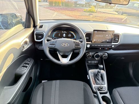 New 2026 Hyundai Venue SEL image 15