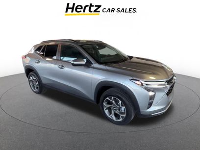 Used 2025 Chevrolet Trax LT