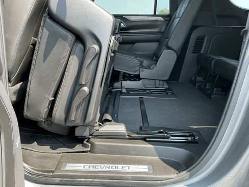 Used 2021 Chevrolet Suburban RST w/ Rear Media and Nav Package image 36