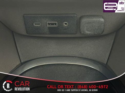 Used 2021 Chevrolet Malibu LT image 30