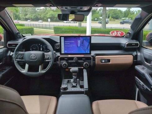 Certified 2026 Toyota 4Runner Limited AWD/4WD image 29