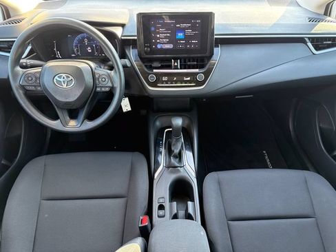 Used 2026 Toyota Corolla LE FWD image 11