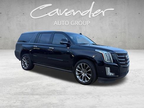 Used 2019 Cadillac Escalade ESV Platinum w/ Escalade Sport Edition image 2