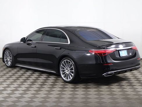 Used 2021 Mercedes-Benz S 580 4MATIC Sedan w/ AMG Line image 12