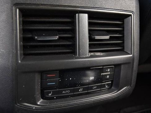 Used 2021 Volkswagen Atlas SEL Premium image 24