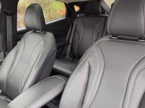 Used 2021 Ford Mustang Mach-E Premium image 11