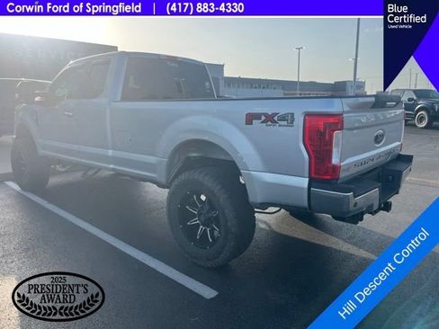 Used 2017 Ford F250 XLT w/ XLT Premium Package AWD/4WD image 8