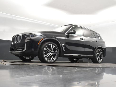 Used 2026 BMW X5 sDrive40i w/ Parking Assistance Package RWD image 38