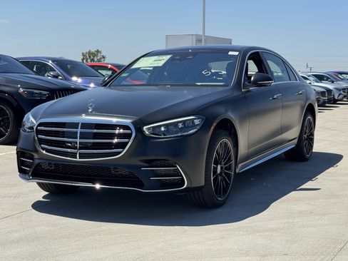 New 2026 Mercedes-Benz S 580e 4MATIC Sedan image 6