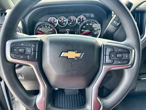 Used 2022 Chevrolet Silverado 1500 Custom w/ Safety Confidence Package image 23