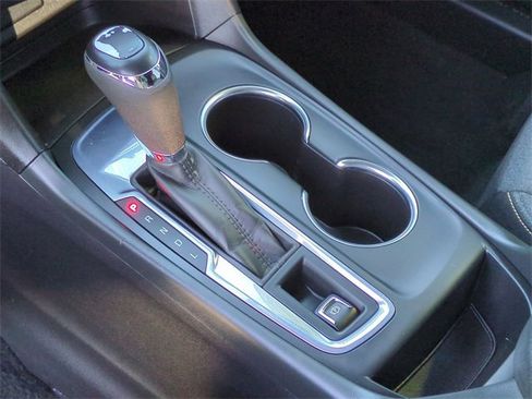 Certified 2021 Chevrolet Equinox LT image 16